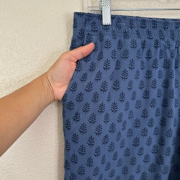 J. Jill Women's Printed Elasticized Waist Pull On Short, Sz Medium - Picture 3 of 11